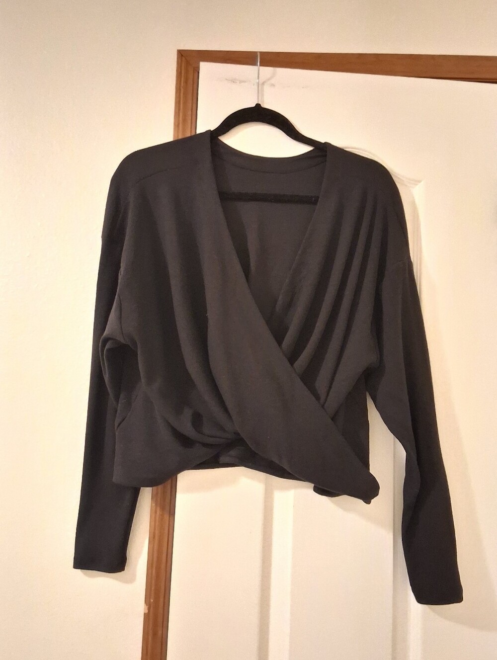 Athleta Women Black Knit Top Vneck Long Sleeve Wrap Front Pullover Coquette SzL